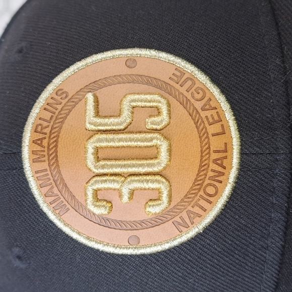 New Era Miami Marlins "305" 59fifty black and gold size 7 fitted baseball hat - Picture 2 of 11